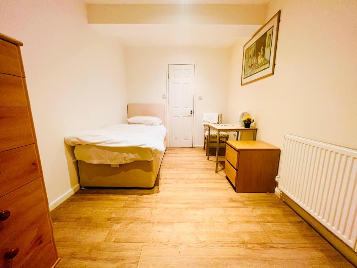 White House Lodge CBG Екстериор снимка