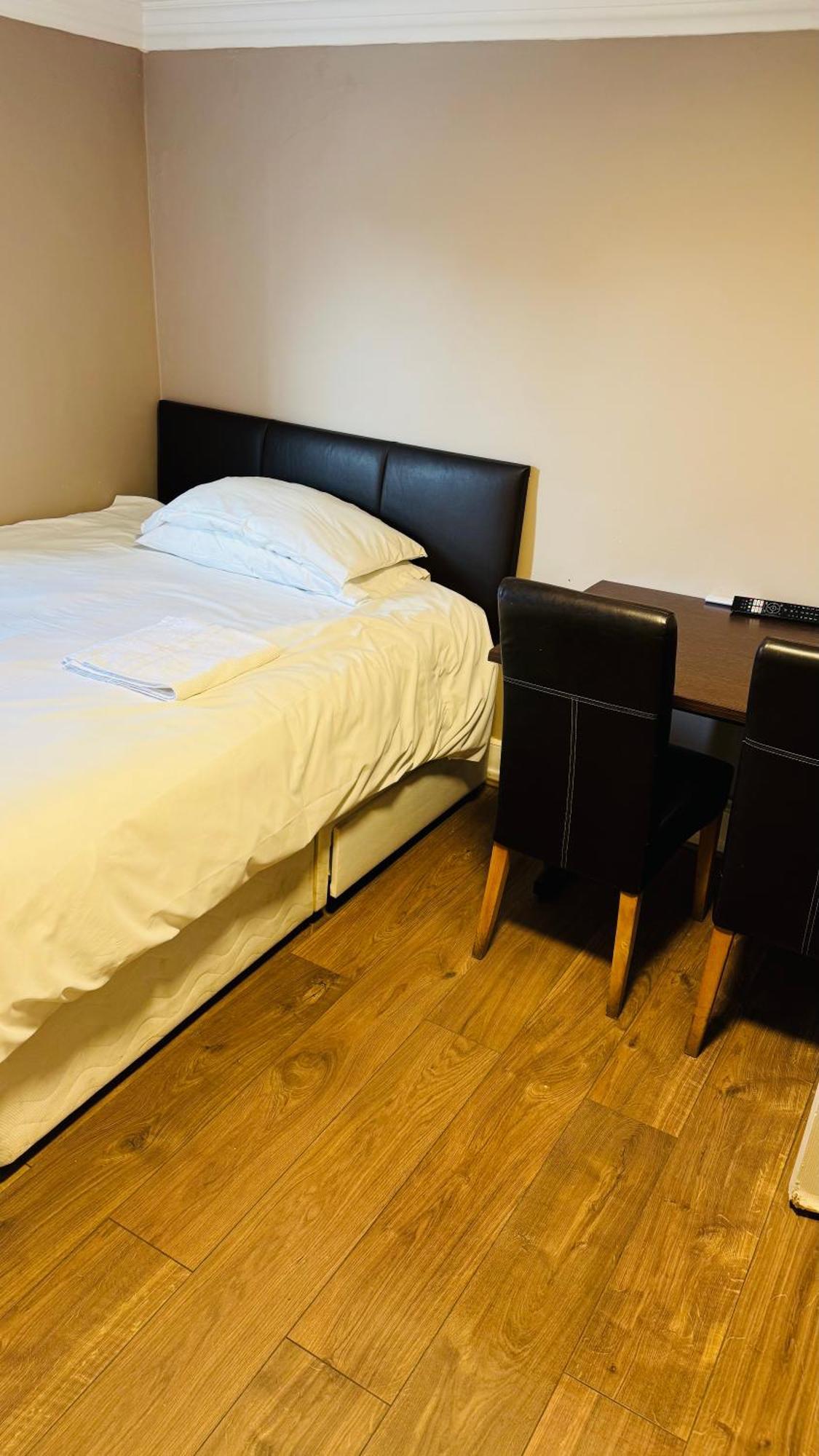 White House Lodge CBG Екстериор снимка