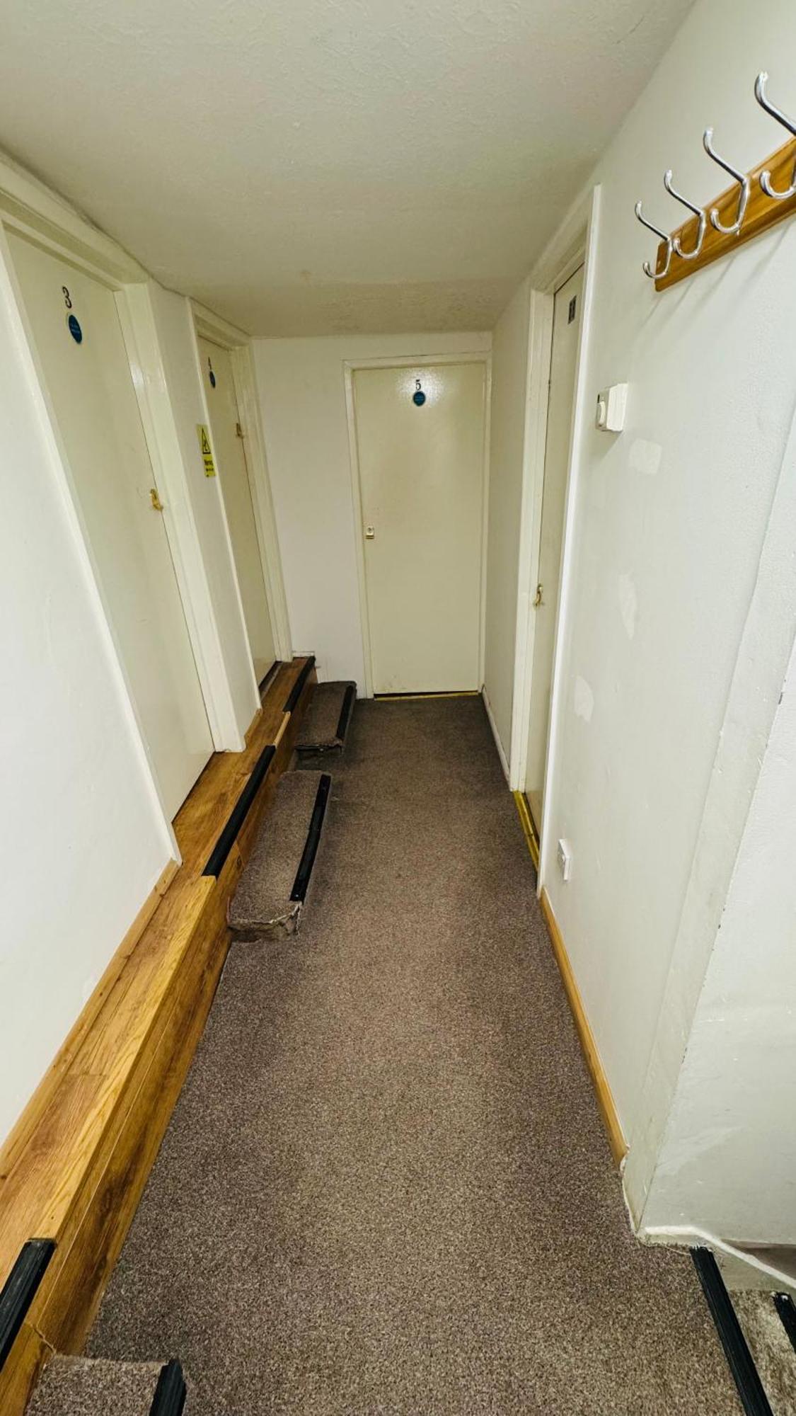 White House Lodge CBG Екстериор снимка